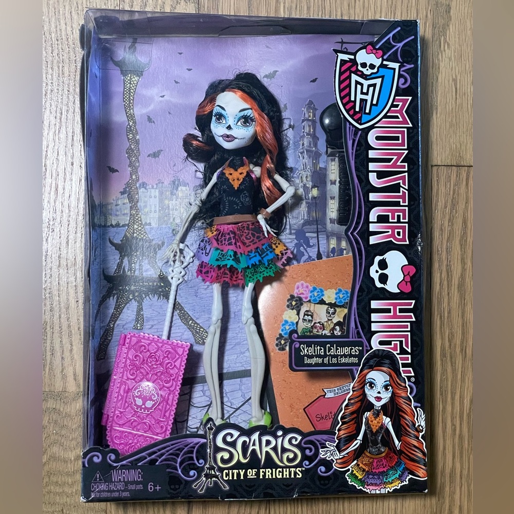 NIB - Monster High Travel Scaris “Skelita Calaveras” Doll